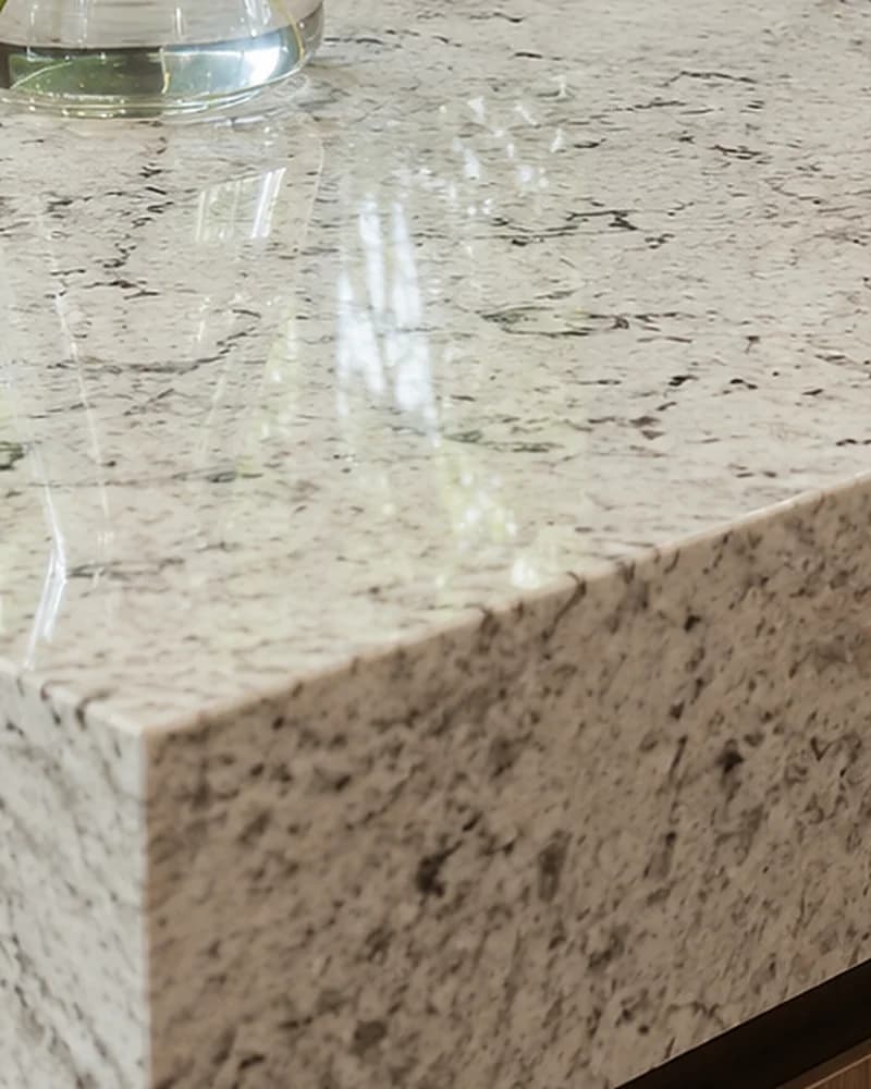 Amostra de Granito Branco Itaúnas